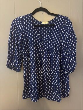 cameo Navy Diamond-Print Peasant Blouse